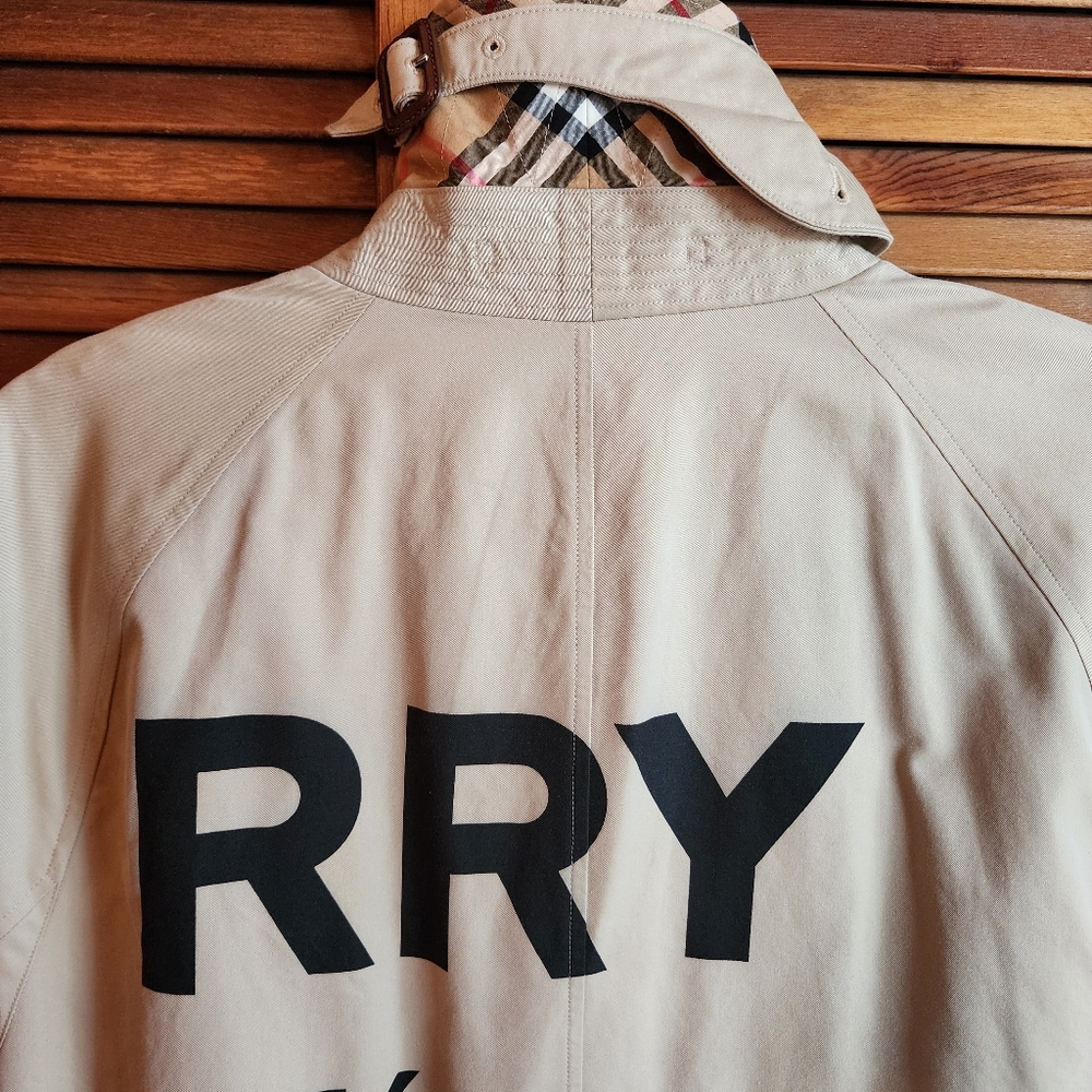 Burberry Tan Coat with Black Lettering - Picture 12 of 16
